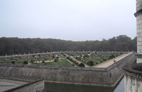 Diane de Poitiers' Gardens to the left of the entrance