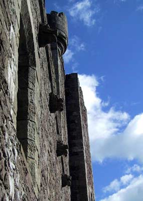 Detail of the top of the norther range wall