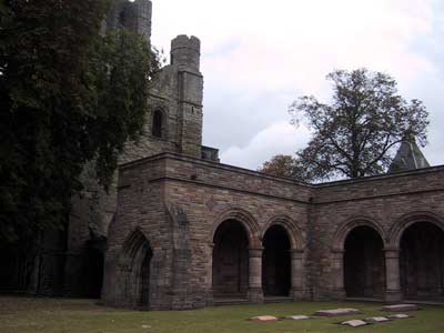 8th Duke of Roxburgh's Memorial Cloister