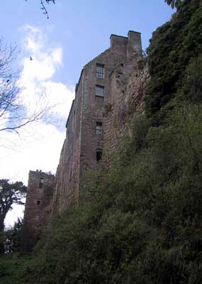 South east flank of the castle on which kitchen block was raised