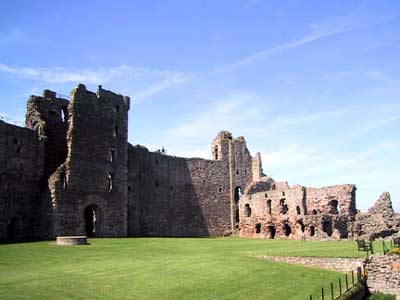 West tower and Great Hall to the right